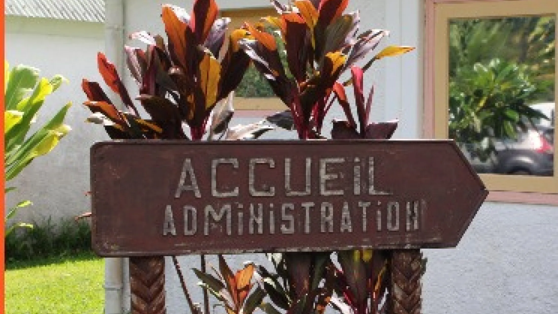Bâtiment d'accueil administratif du Centre